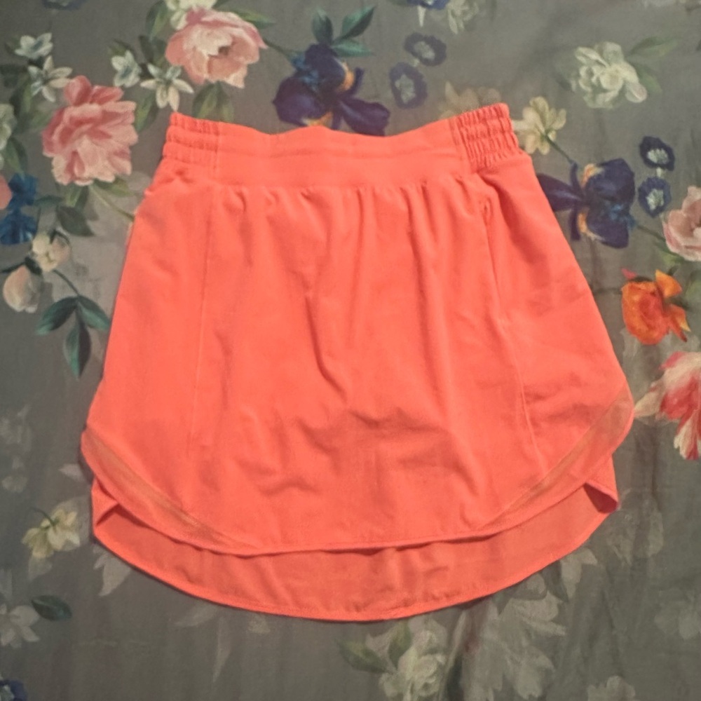 Lululemon Hotty Hot HR Skirt Raspberry Cream NWOT